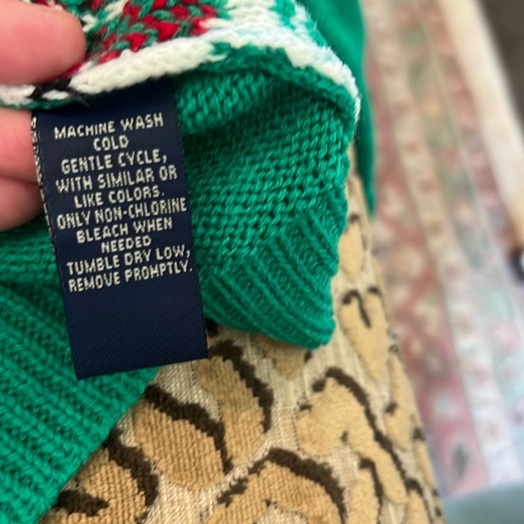 Sezzit- Boys Size 2T ~ Dinosaur Christmas Sweater ~ with Santa & Stockings too! - Picture 14 of 17